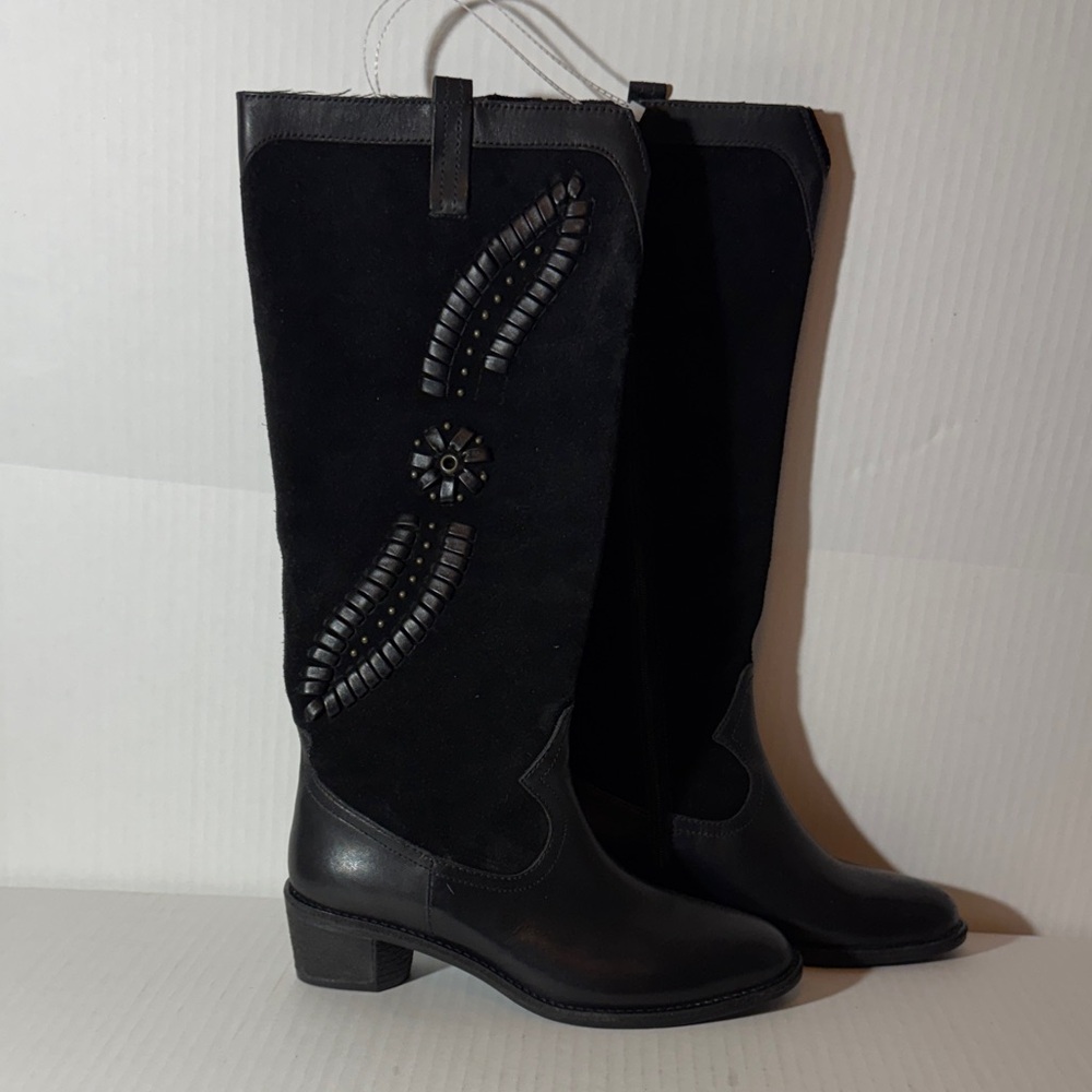 Chic Black Embellished Heeled Boots